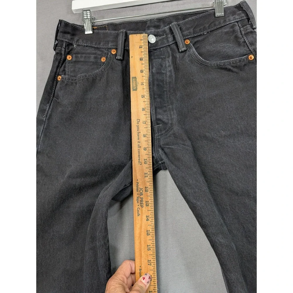 Levis 501 Original Fit Jeans Mens 33x32 Black Straight Leg Button Fly Denim